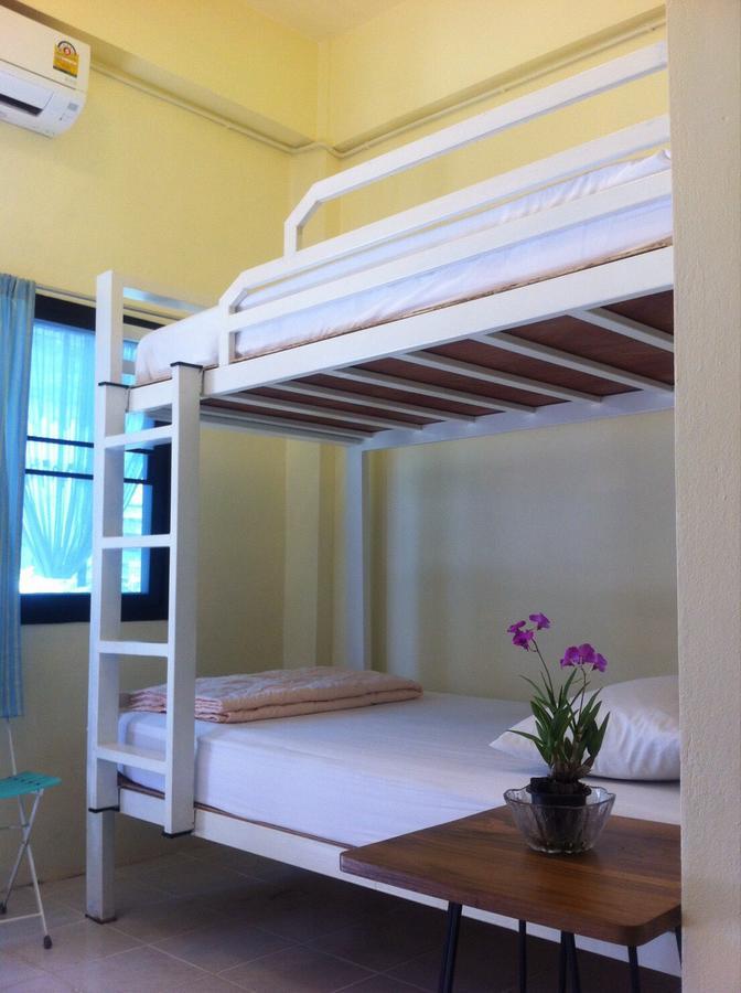 Fon Hostel Csiangraj Kültér fotó